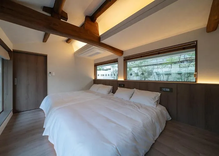 Holiday home Sagyewon - Jongno Private House With 3 Rooms, 2 Bathrooms, Yard And Jacuzzi Seoul